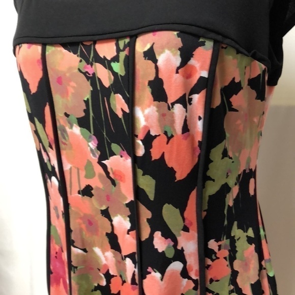 Madison Leigh Dress - Picture 4 of 15